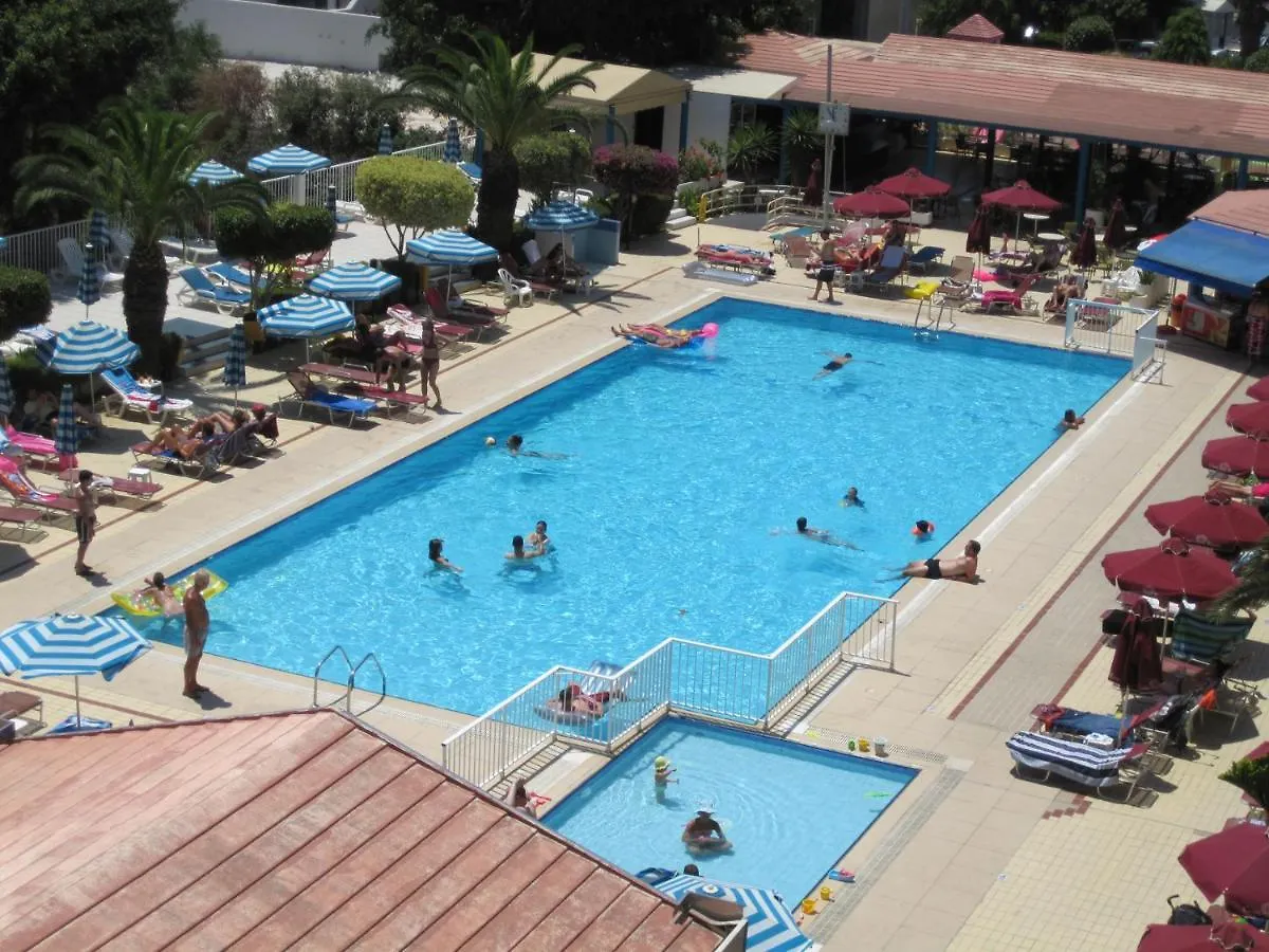 Apart-hotel Crown Resorts Elamaris Protaras