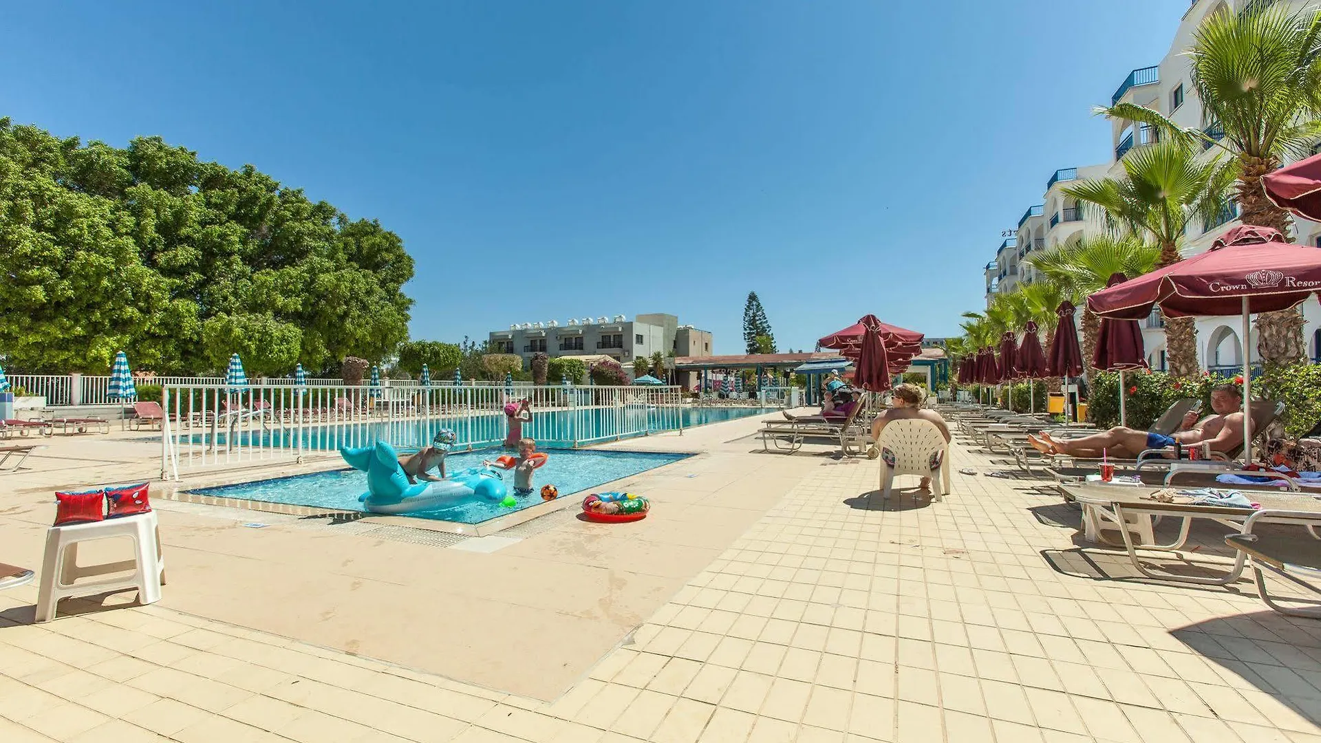 Apart-hotel Crown Resorts Elamaris Protaras