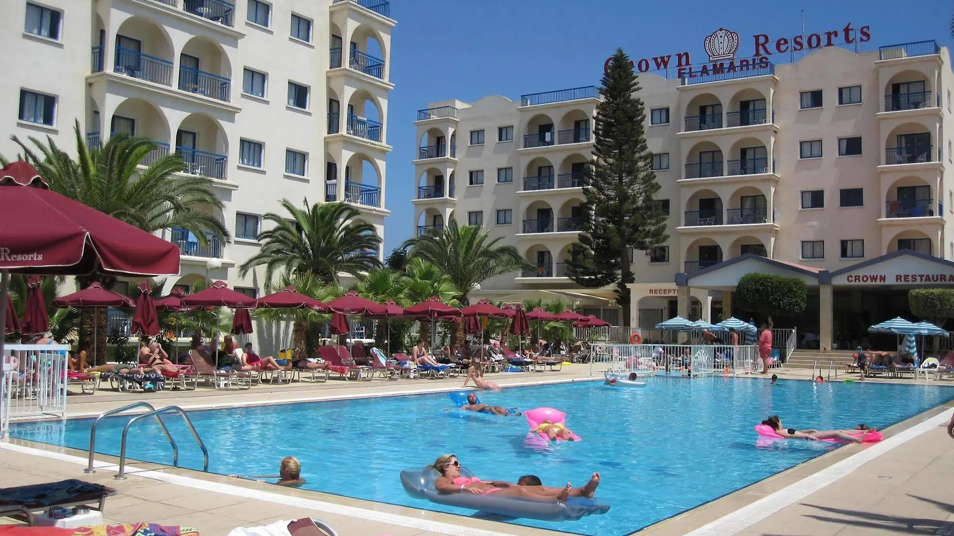 Crown Resorts Elamaris Protaras 3*,