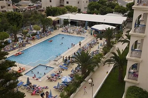 Crown Resorts Elamaris Protaras Aparthotel